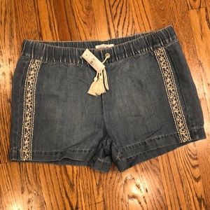 NWT LOFT elastic waist chambray/denim shorts